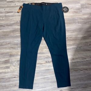 LAST CHANCE! NWT ONE 5 ONE green ankle comfort seamed leggings XL